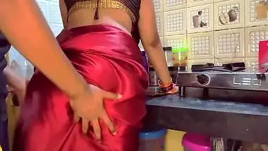 Part 2 Indian Stepmom Got Caught By Stepson While Taking To Her Boyfriend